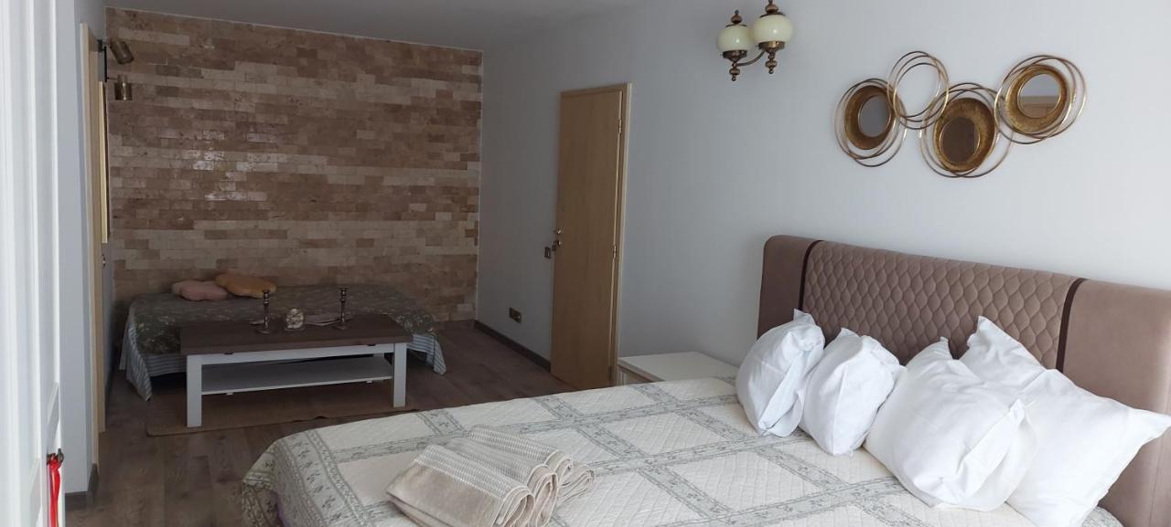 Casa Adriana Hotel Ефорие Суд Екстериор снимка